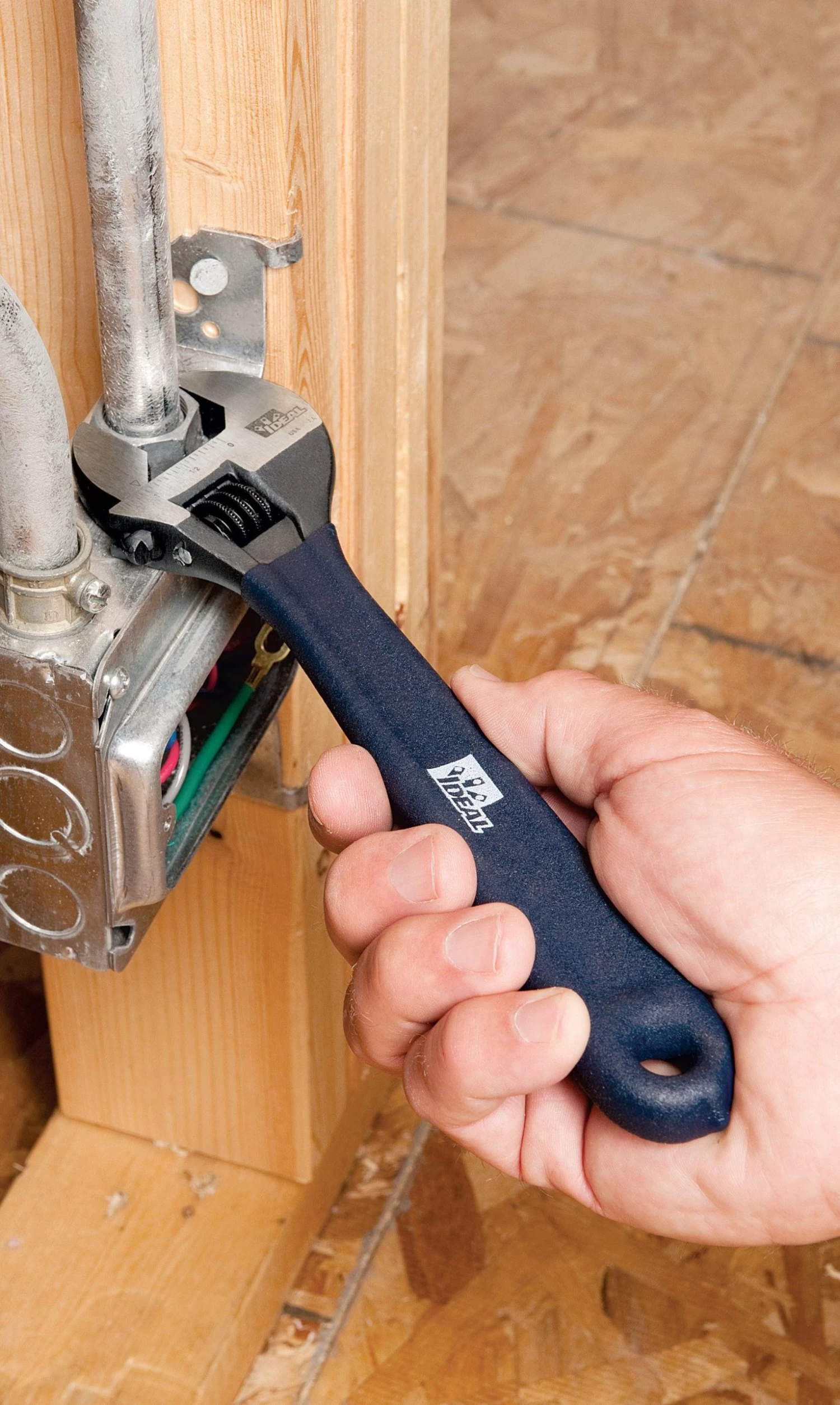 IDEAL 8" Adjustable Wrench, Model 35-020* - Image 2